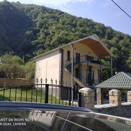 Qax Ilisu Vila Exterior foto